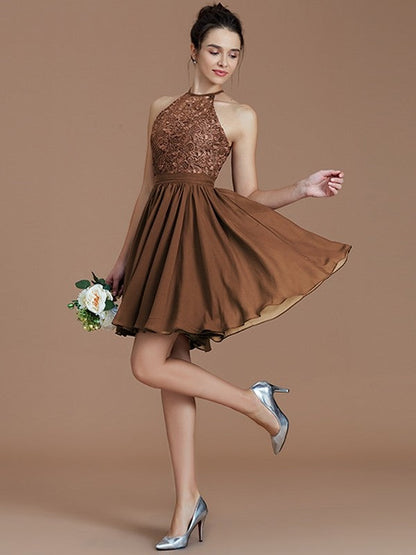 Charming Halter Sleeveless Lace Short/Mini Chiffon Bridesmaid Dresses