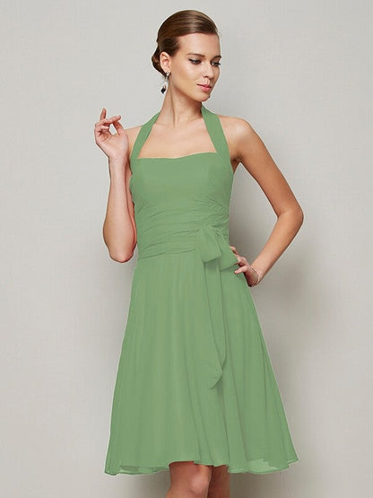 Charming Halter Sleeveless Pleats Bowknot Short Chiffon Bridesmaid Dresses