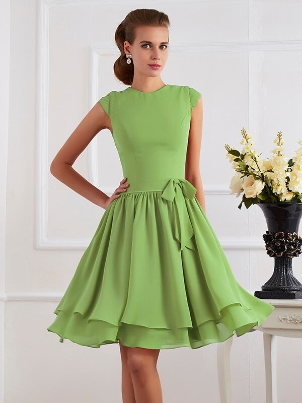 Charming High Neck Sleeveless Sash/Ribbon/Belt Short Chiffon Bridesmaid Dresses