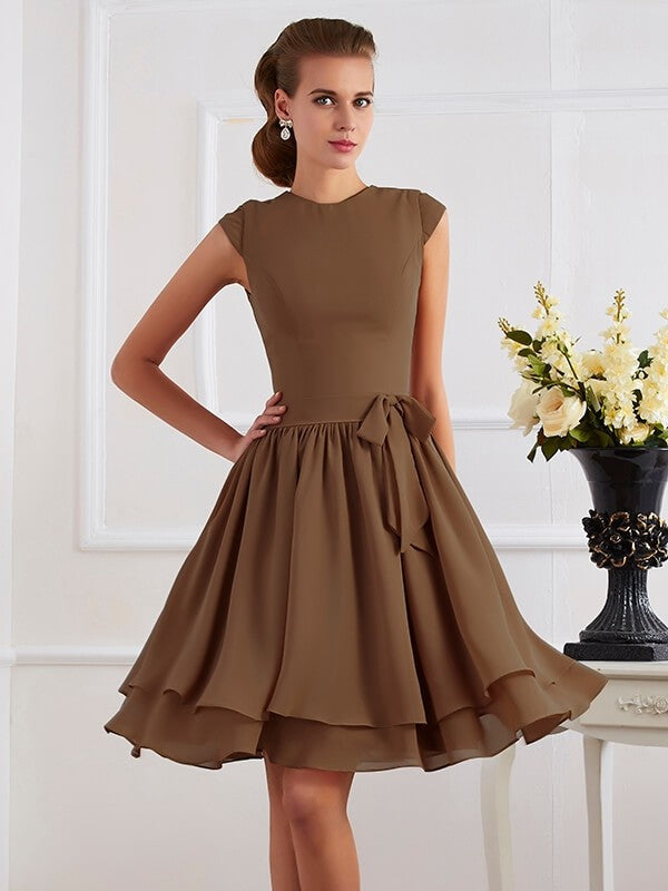 Charming High Neck Sleeveless Sash/Ribbon/Belt Short Chiffon Bridesmaid Dresses