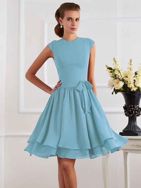 Charming High Neck Sleeveless Sash/Ribbon/Belt Short Chiffon Bridesmaid Dresses