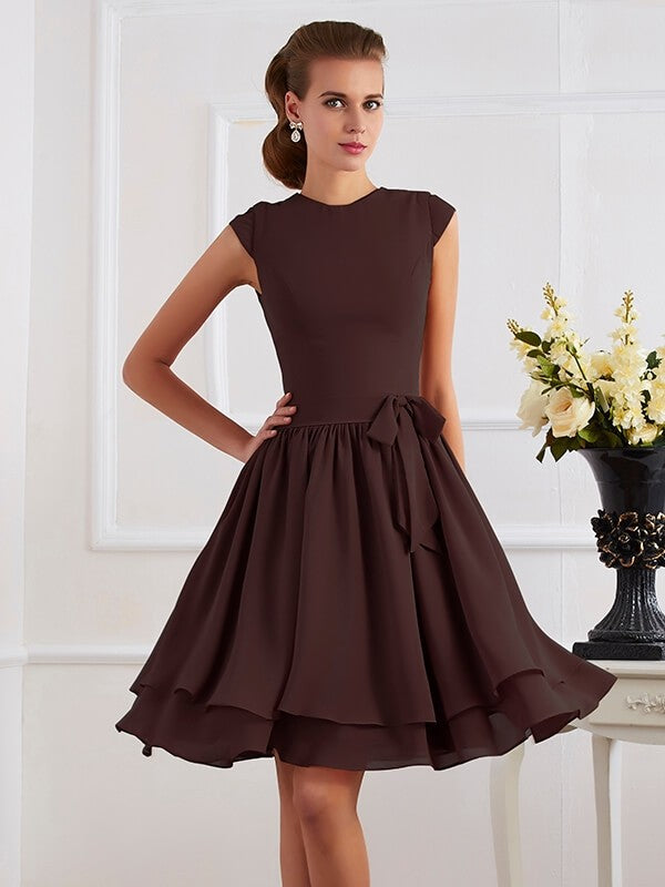 Charming High Neck Sleeveless Sash/Ribbon/Belt Short Chiffon Bridesmaid Dresses