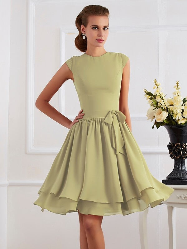 Charming High Neck Sleeveless Sash/Ribbon/Belt Short Chiffon Bridesmaid Dresses