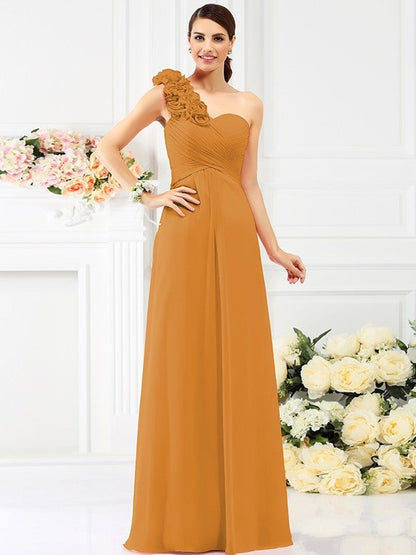 Charming One Shoulder Hand-Made Flower Sleeveless Long Chiffon Bridesmaid Dresses