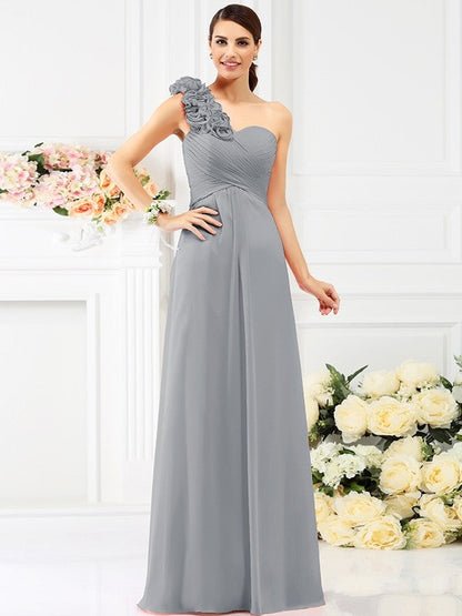 Charming One Shoulder Hand-Made Flower Sleeveless Long Chiffon Bridesmaid Dresses