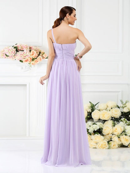 Charming One Shoulder Pleats Hand-Made Flower Sleeveless Long Chiffon Bridesmaid Dresses