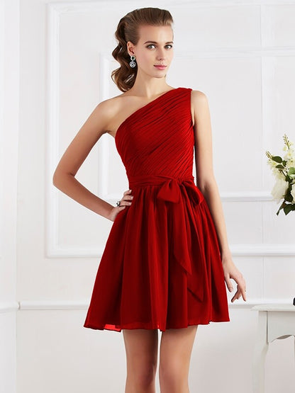 Charming Pleats One Shoulder Sleeveless Short Chiffon Bridesmaid Dresses