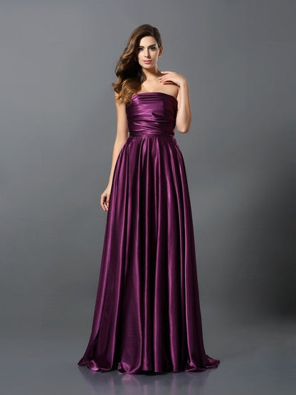 Charming Pleats Sleeveless Long Bridesmaid Dresses