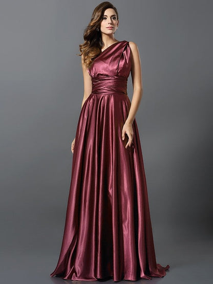 Charming Pleats Sleeveless Long Bridesmaid Dresses