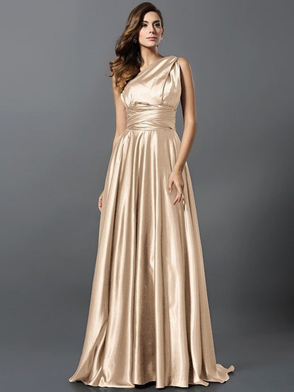 Charming Pleats Sleeveless Long Bridesmaid Dresses