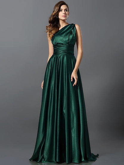 Charming Pleats Sleeveless Long Bridesmaid Dresses