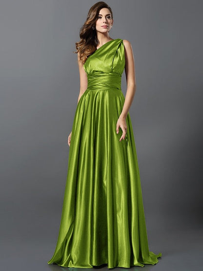 Charming Pleats Sleeveless Long Bridesmaid Dresses