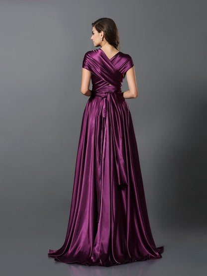 Charming Pleats Sleeveless Long Bridesmaid Dresses