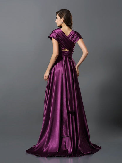 Charming Pleats Sleeveless Long Bridesmaid Dresses