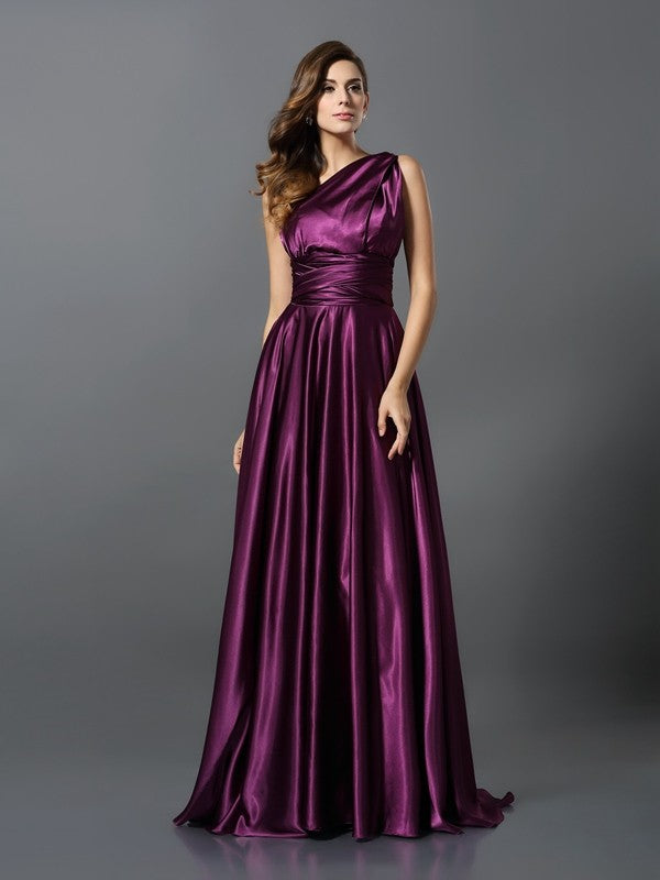 Charming Pleats Sleeveless Long Bridesmaid Dresses