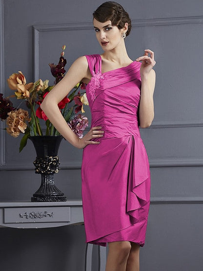 Charming Sleeveless Applique Short Taffeta Bridesmaid Dresses