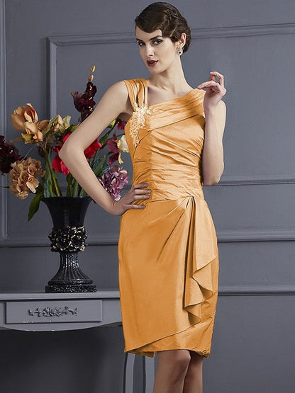 Charming Sleeveless Applique Short Taffeta Bridesmaid Dresses