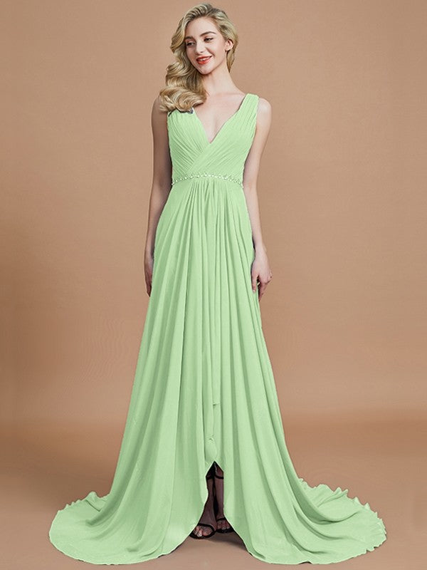 Charming Sleeveless V-neck Chiffon Bridesmaid Dresses