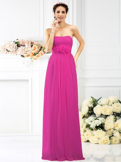 Charming Strapless Hand-Made Flower Sleeveless Long Chiffon Bridesmaid Dresses