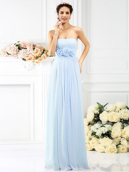 Charming Strapless Hand-Made Flower Sleeveless Long Chiffon Bridesmaid Dresses