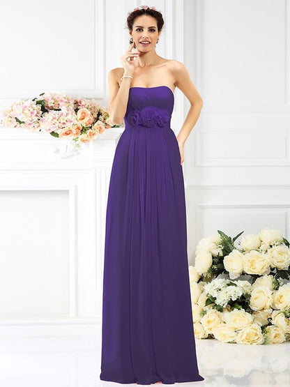 Charming Strapless Hand-Made Flower Sleeveless Long Chiffon Bridesmaid Dresses