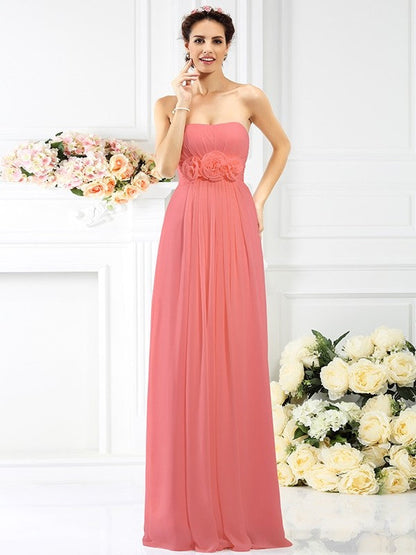 Charming Strapless Hand-Made Flower Sleeveless Long Chiffon Bridesmaid Dresses