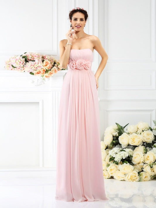 Charming Strapless Hand-Made Flower Sleeveless Long Chiffon Bridesmaid Dresses