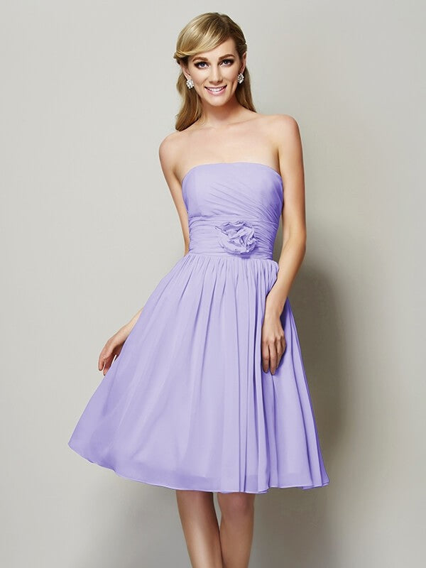 Charming Strapless Sleeveless Hand-Made Flower Short Chiffon Bridesmaid Dresses