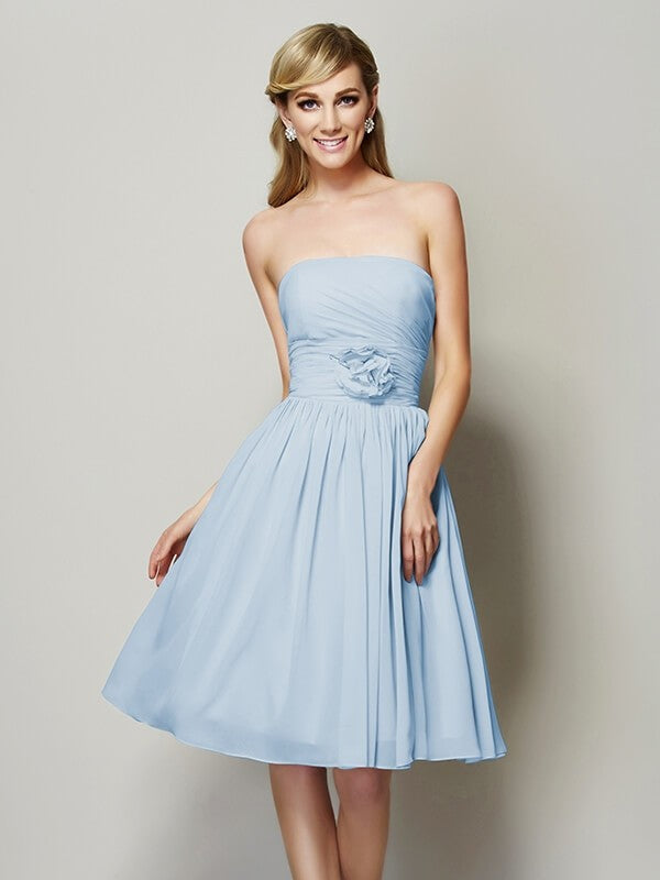 Charming Strapless Sleeveless Hand-Made Flower Short Chiffon Bridesmaid Dresses