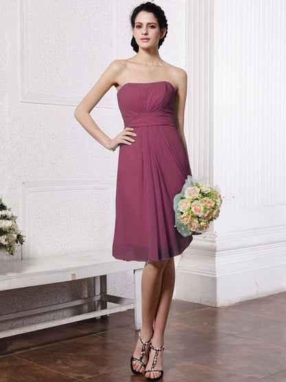 Charming Strapless Sleeveless Pleats Short Chiffon Bridesmaid Dresses