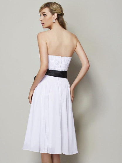 Charming Strapless Sleeveless Sash/Ribbon/Belt Short Chiffon Bridesmaid Dresses