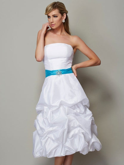 Charming Strapless Sleeveless Short Taffeta Bridesmaid Dresses