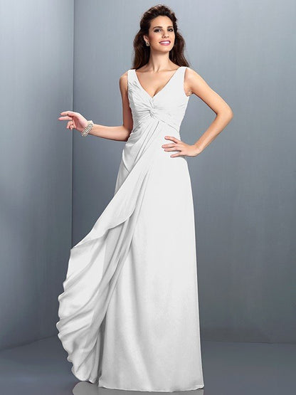 Charming Straps Pleats Sleeveless Long Chiffon Bridesmaid Dresses