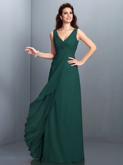 Charming Straps Pleats Sleeveless Long Chiffon Bridesmaid Dresses