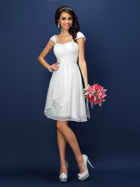 Charming Straps Pleats Sleeveless Short Chiffon Bridesmaid Dresses