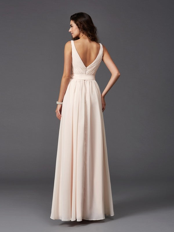 Charming Straps Sash/Ribbon/Belt Sleeveless Long Chiffon Bridesmaid Dresses