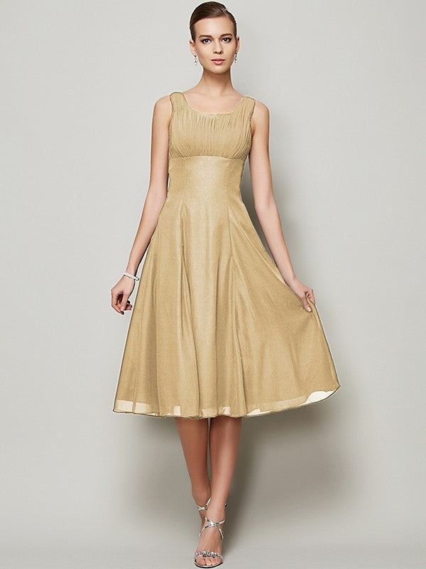 Charming Straps Sleeveless Pleats Short Chiffon Bridesmaid Dresses