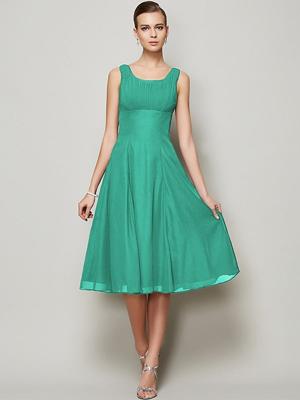 Charming Straps Sleeveless Pleats Short Chiffon Bridesmaid Dresses