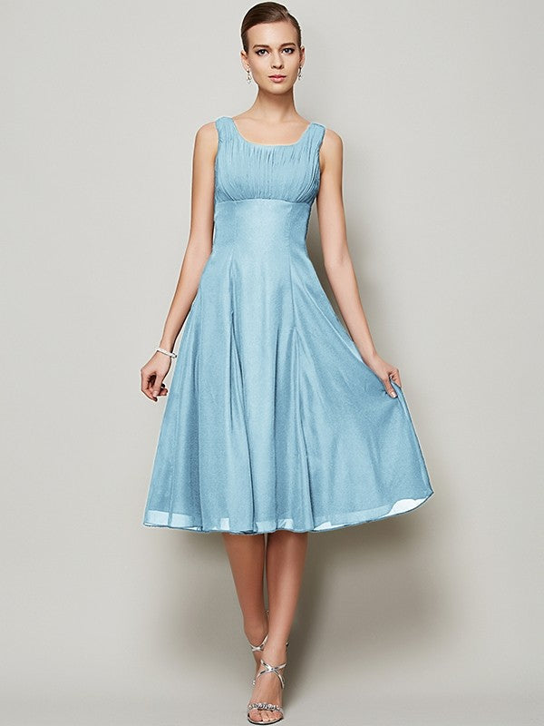 Charming Straps Sleeveless Pleats Short Chiffon Bridesmaid Dresses