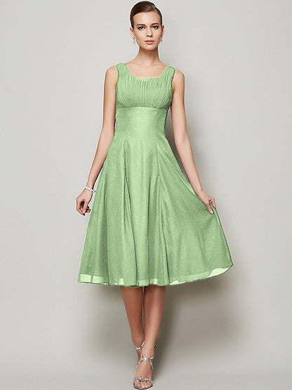 Charming Straps Sleeveless Pleats Short Chiffon Bridesmaid Dresses