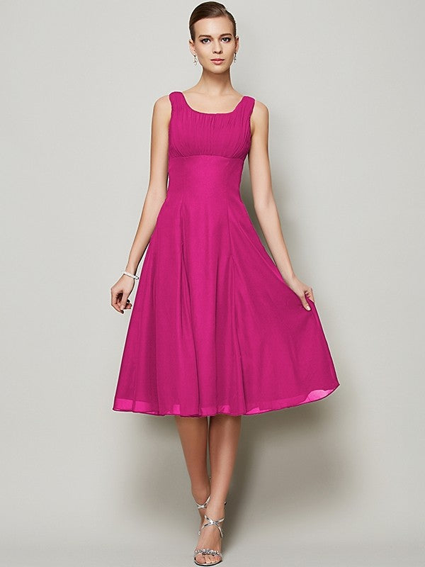 Charming Straps Sleeveless Pleats Short Chiffon Bridesmaid Dresses