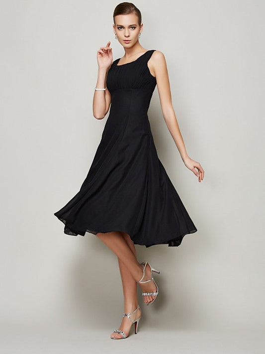 Charming Straps Sleeveless Pleats Short Chiffon Bridesmaid Dresses