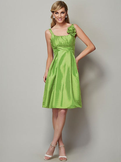 Charming Straps Sleeveless Pleats Short Taffeta Bridesmaid Dresses