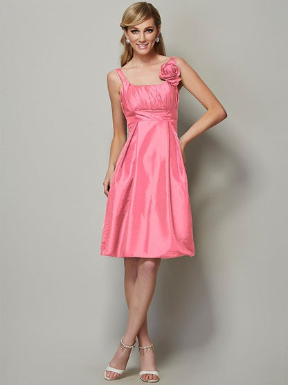 Charming Straps Sleeveless Pleats Short Taffeta Bridesmaid Dresses