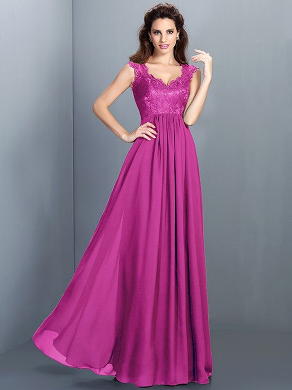 Chic Lace Sleeveless Long Chiffon Bridesmaid Dresses