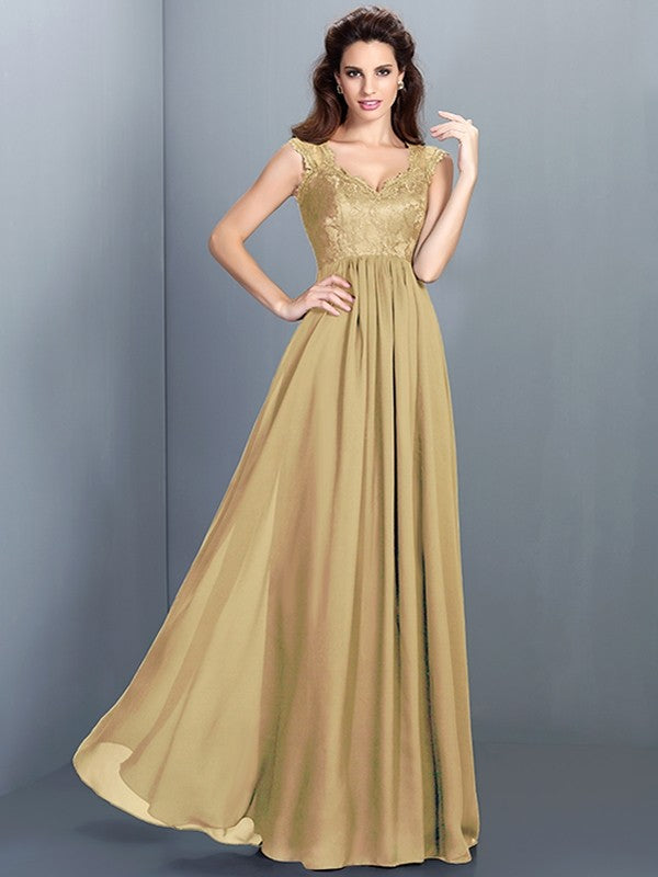 Chic Lace Sleeveless Long Chiffon Bridesmaid Dresses