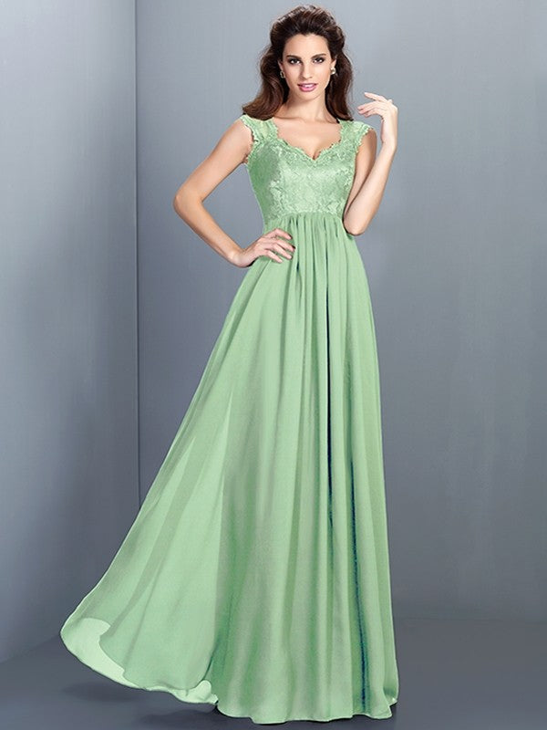 Chic Lace Sleeveless Long Chiffon Bridesmaid Dresses