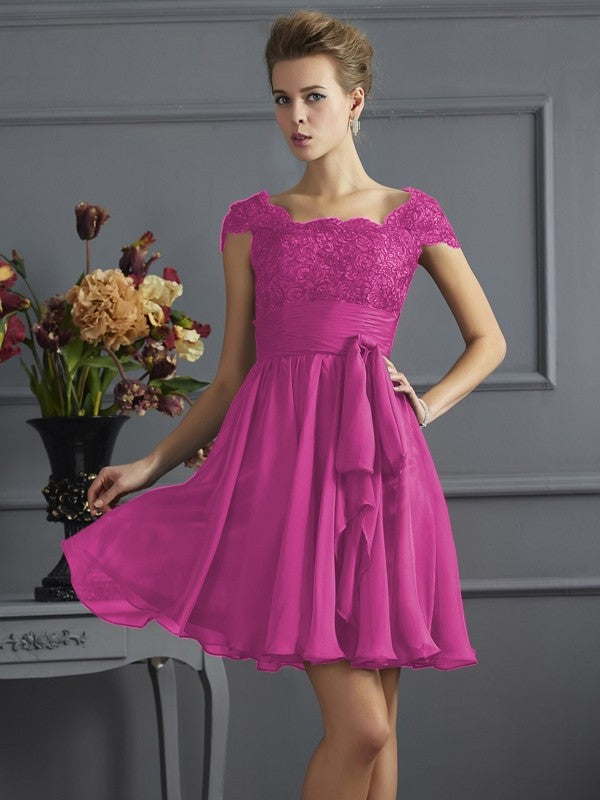 Chic Short Sleeves Lace Short Chiffon Bridesmaid Dresses