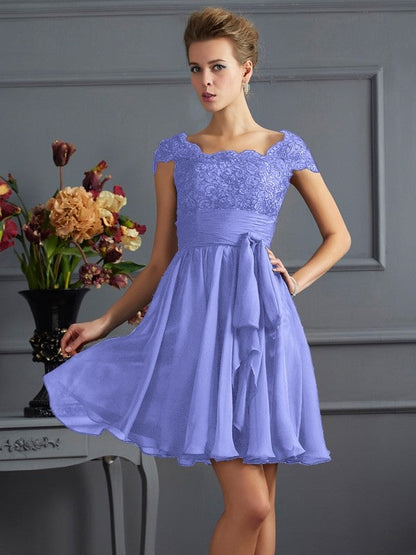 Chic Short Sleeves Lace Short Chiffon Bridesmaid Dresses