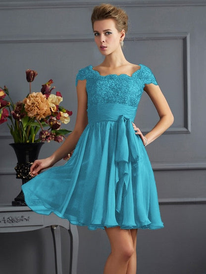 Chic Short Sleeves Lace Short Chiffon Bridesmaid Dresses